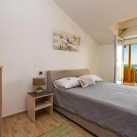 Awesome In Privlaka With 3 Bedrooms 아파트 *