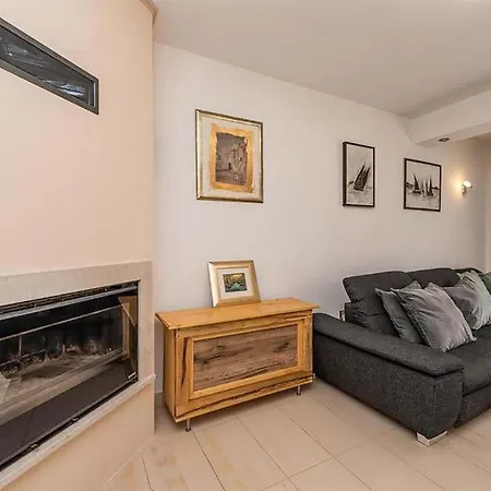 Awesome In Privlaka With 3 Bedrooms Lägenhet *