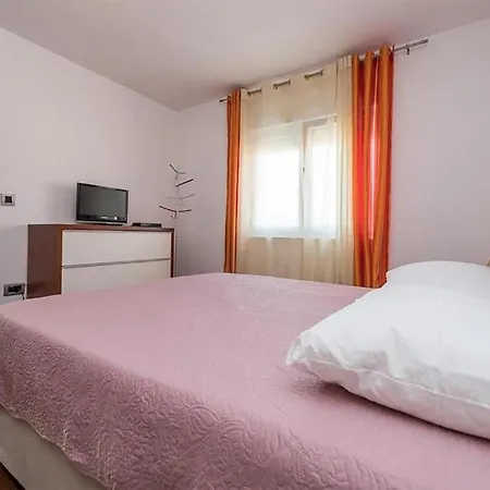 Awesome In Privlaka With 3 Bedrooms Lägenhet *